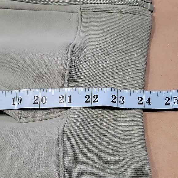 Hollister Size XS Oversized Fit Sage Green Front Full Zip Hoodie, EUC - Picture 9 of 10